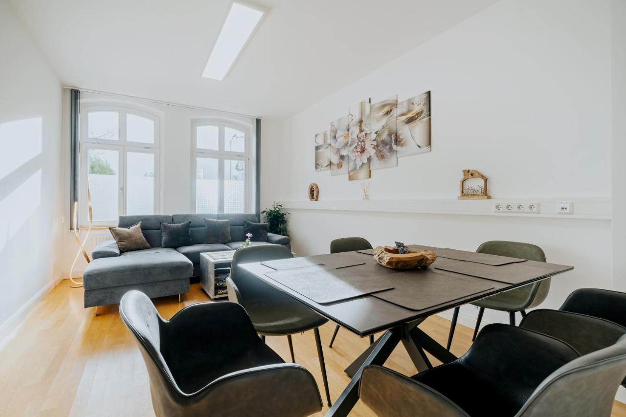 Blissplace 3 Zi Premium Apartment Nahe Getec Arena Mit Kingsize Betten Und Balkon ماغديبورغ المظهر الخارجي الصورة