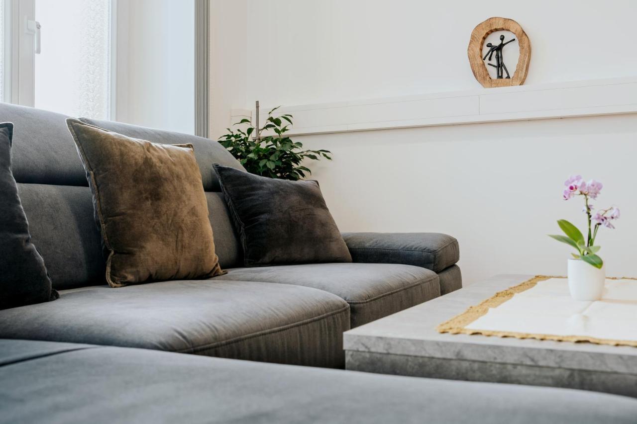 Blissplace 3 Zi Premium Apartment Nahe Getec Arena Mit Kingsize Betten Und Balkon ماغديبورغ المظهر الخارجي الصورة